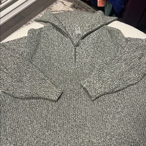 Lou & Grey Olive Green & White Quarter-Zip Sweater